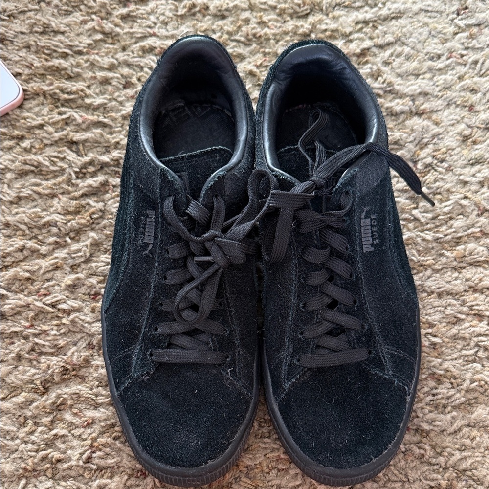 Puma Men's Classic Black Sneakers